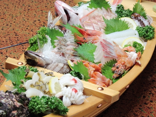 【舟盛付き】日本海の旬の海幸を詰め込んで♪海鮮好きさんオススメ！海幸満足プラン